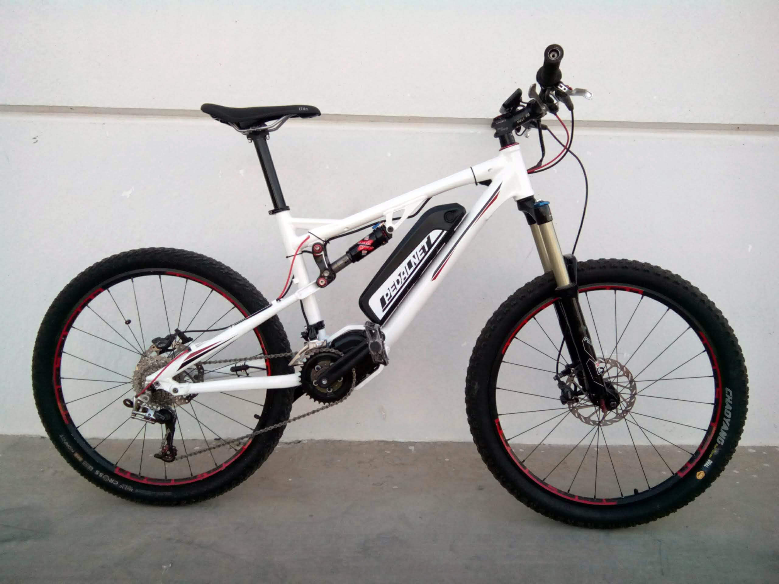 Bicicleta-ebike-MTB-kit-pedalier-3